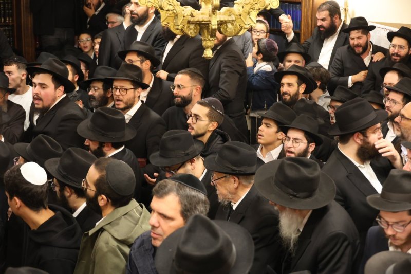 מרדכי לובעצקי