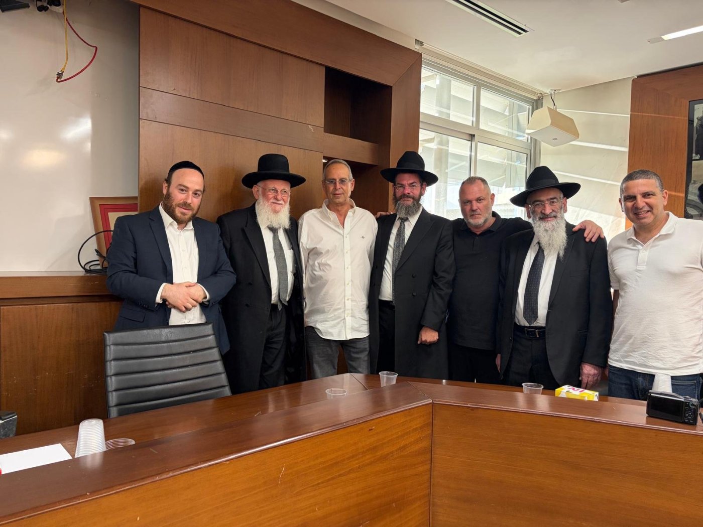 באדיבות המצלם