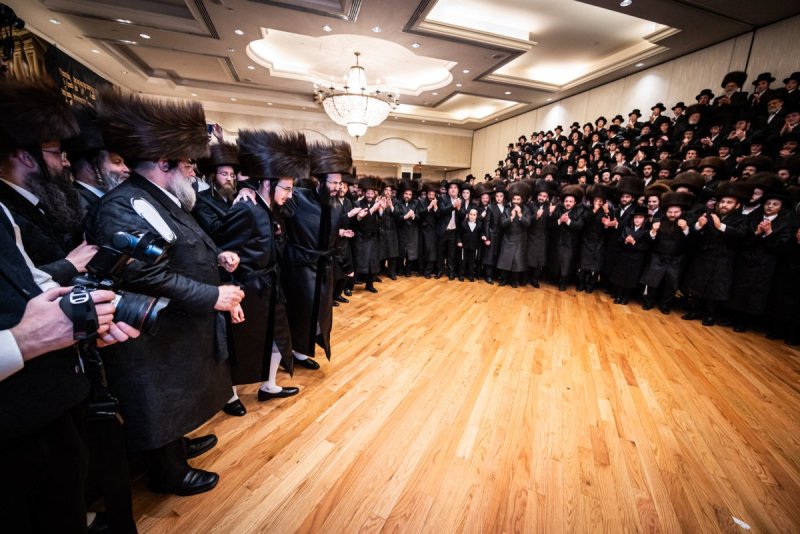 האחים לאנטשעווסקי 