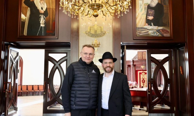 ראש העיר הגוי הטלטל בדרכים כדי להתפלל אצל 'בעל התניא'