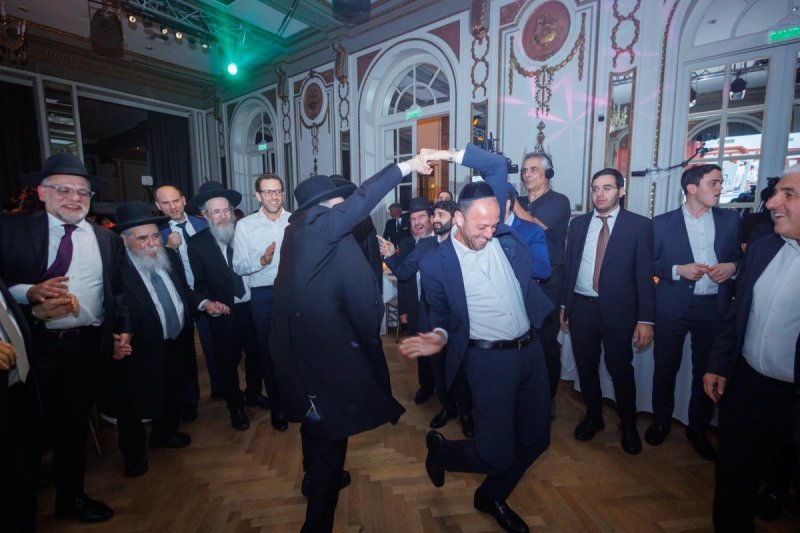 דניאל נפוסי ומאיר זלזניק