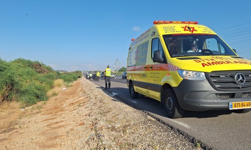 גופת גבר אותרה בכביש 3, המשטרה חוקרת חשד לפגע וברח