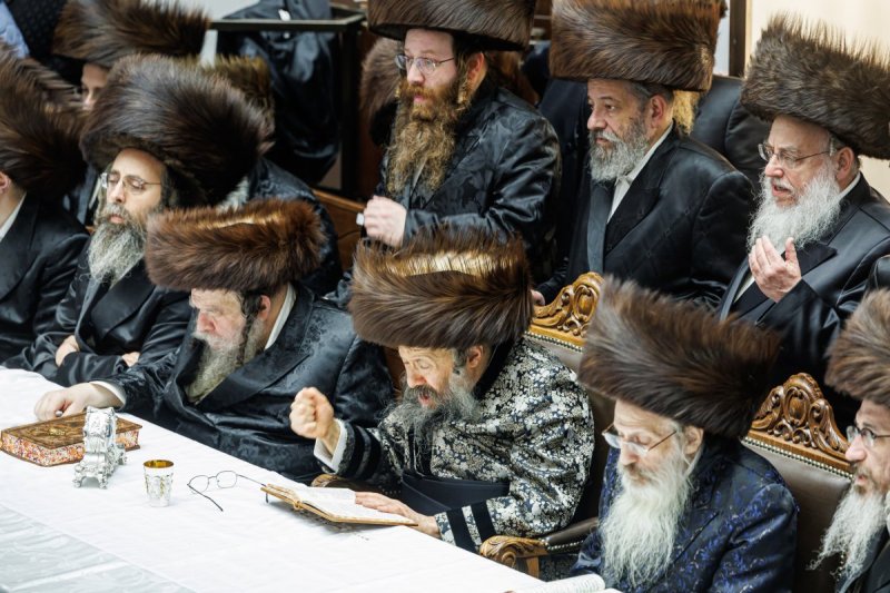 האחים לאנטשעווסקי ואייזיק ג.