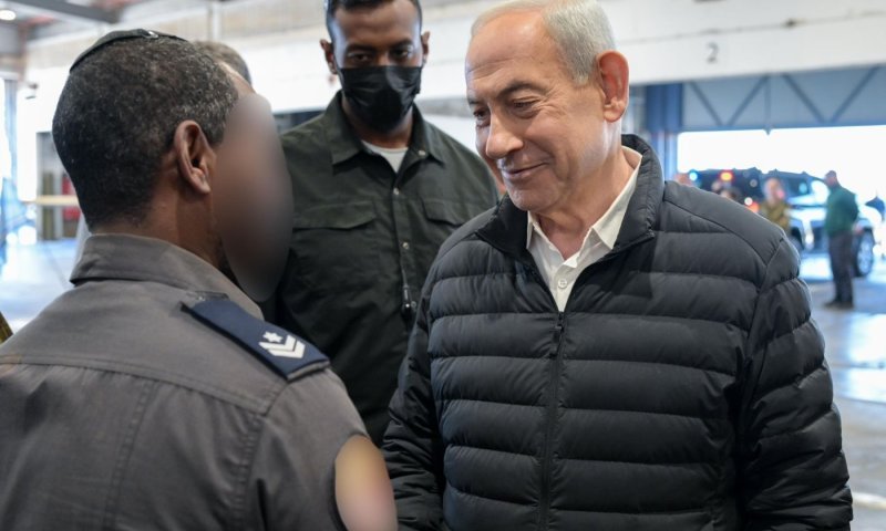 נתניהו בפלמחים: "אנחנו שואגים ופועלים בעומק איראן"