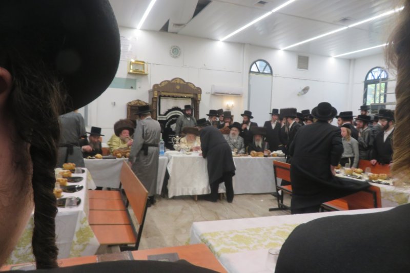 באדיבות המצלם