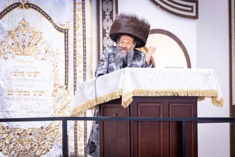 אברומי בלום, אחים לאנטשעווסקי, אייזיק י.