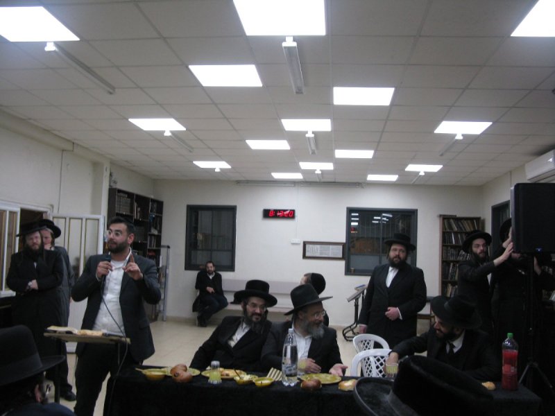 באדיבות המצלם