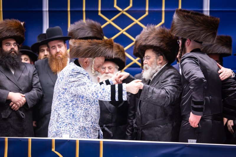 באדיבות המצלם