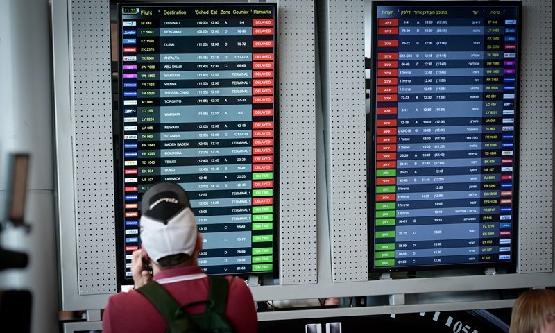 אלפי ישראלים לכודים בדובאי תחת אש: "שומעים פיצוצים &ndash; ואין אזעקות"