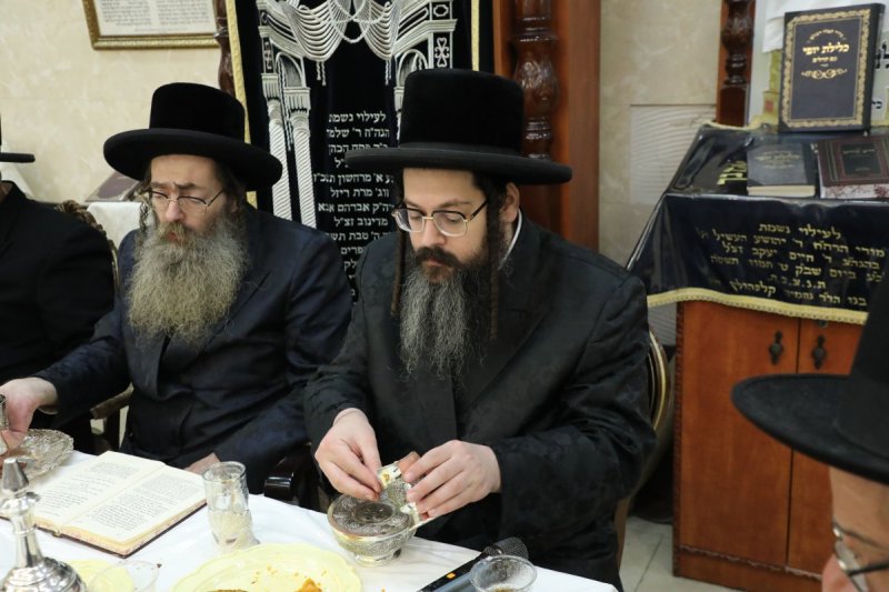 באדיבות המצלם