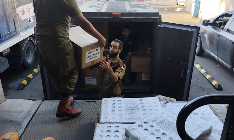 צה"ל נערך לחנוכה עם יותר מ-90,000 חנוכיות: "האור ינצח את החושך"