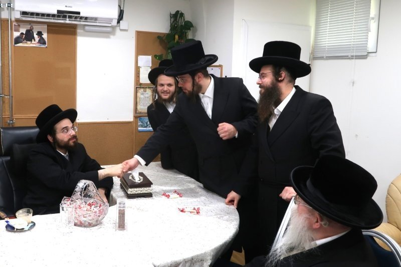 באדיבות המצלם