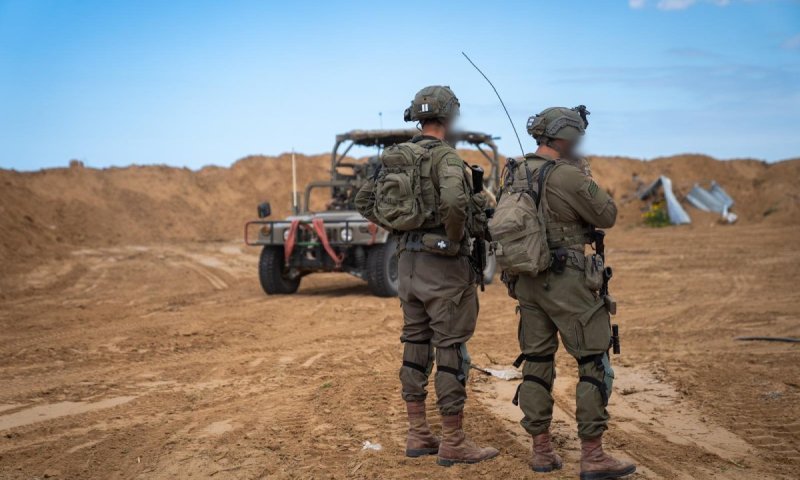 דיווח בעזה: כוח מיוחד פשט על אוהלו של קצין משטרה בכיר וחטף אותו
