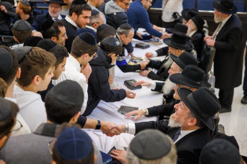 דניאל נפוסי ומאיר זלזניק