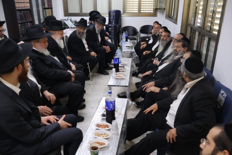 באדיבות המצלם
