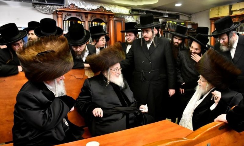 ברית לבנש"ק: מקרעטשניף - פרמישלאן - ספינקא ורחמסטריווקא