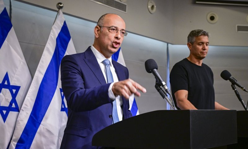 480 אלף מעטפות כפולות: האם הנדל וזליכה יעברו?