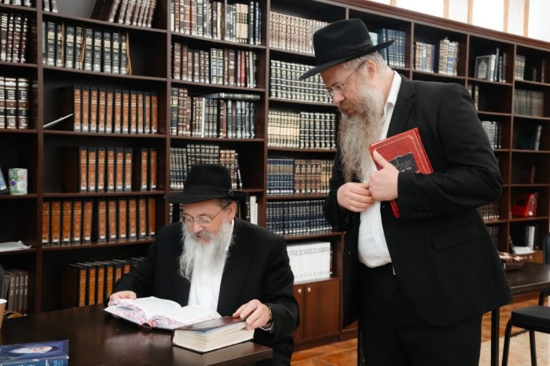 לוי נאזרוב