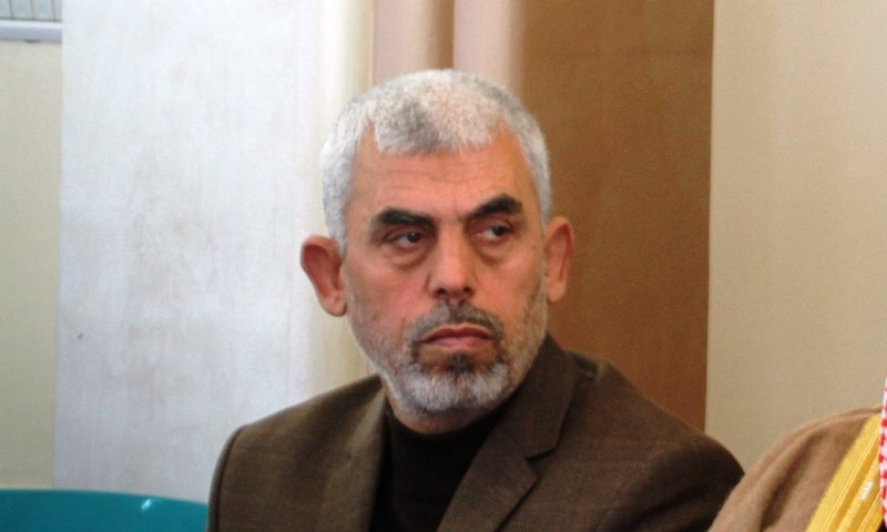 חמאס בלחץ: מקורב לסינוואר מוביל מרד בארגון