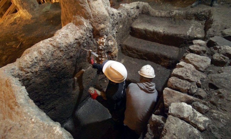 מקווה טהרה מבית שני התגלה בחפירות ארכיאולוגיות תחת רחבת הכותל
