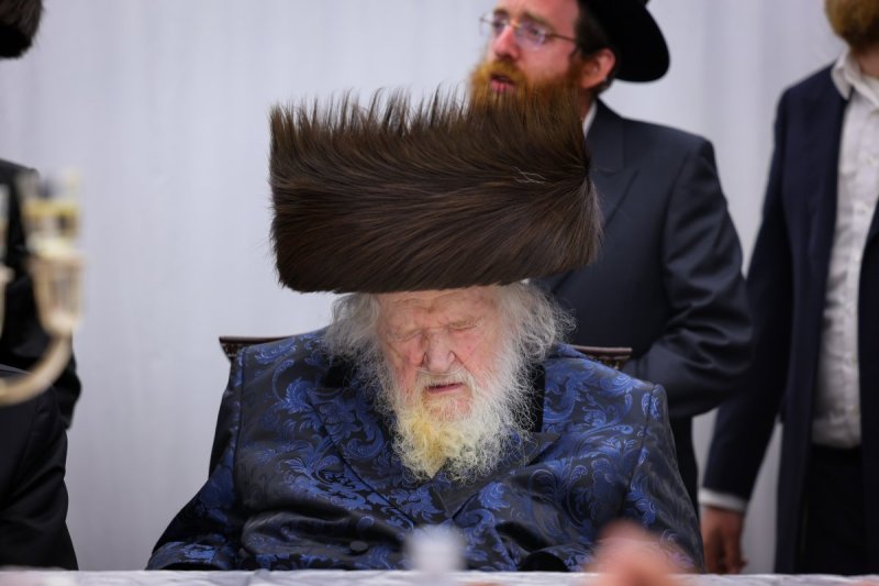 דניאל נפוסי