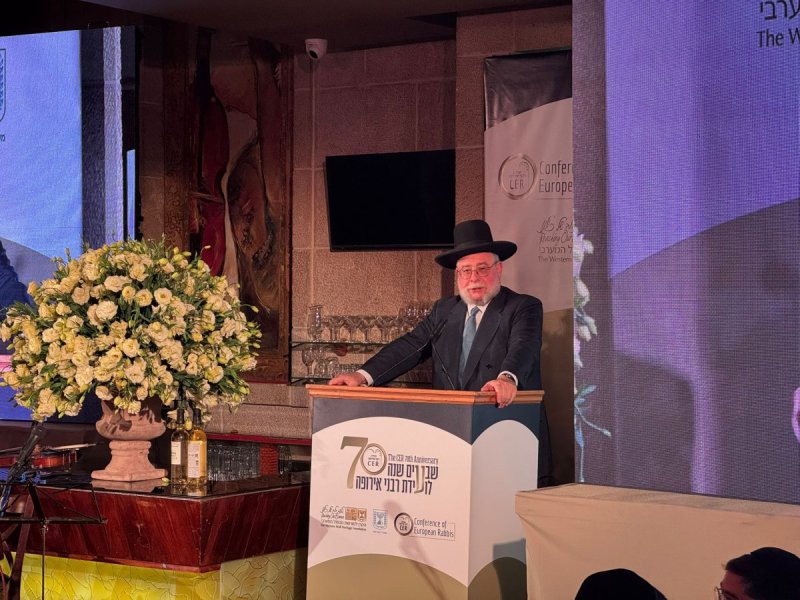 באדיבות המצלם