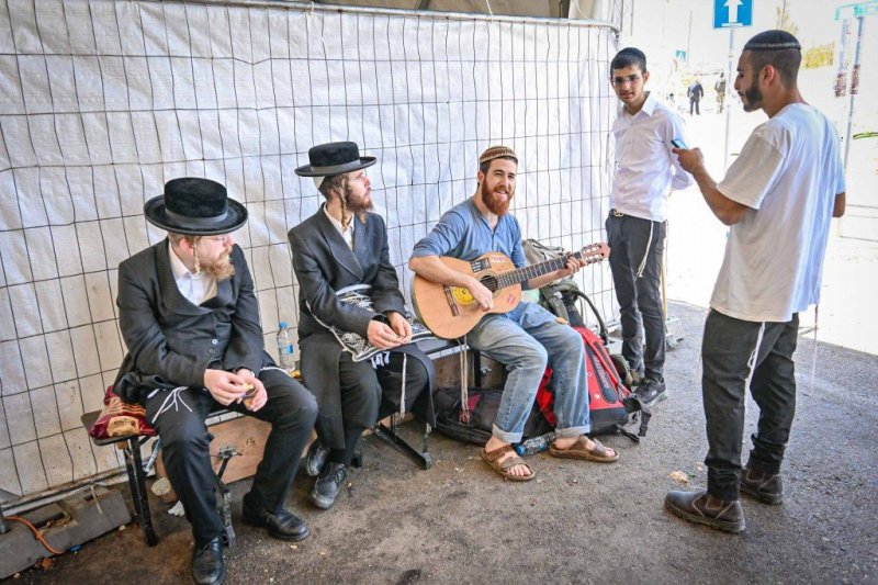 ארי קופרשטוק ומאיר אדרי