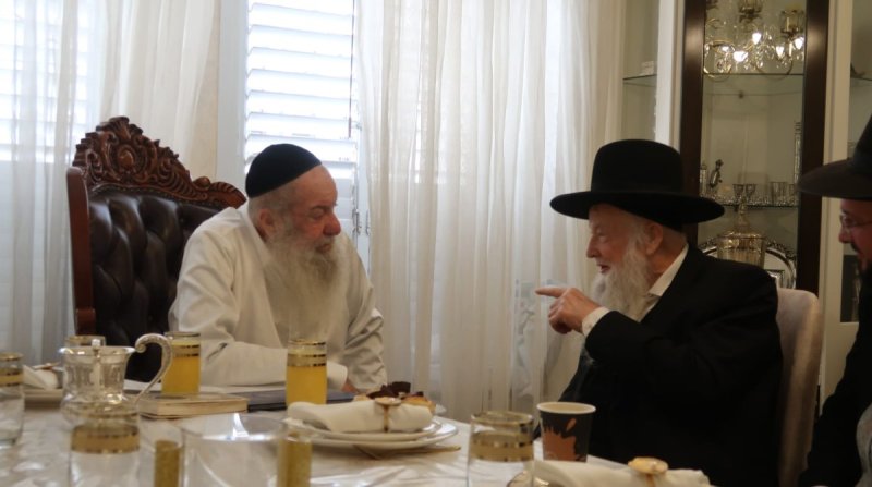 באדיבות המצלם