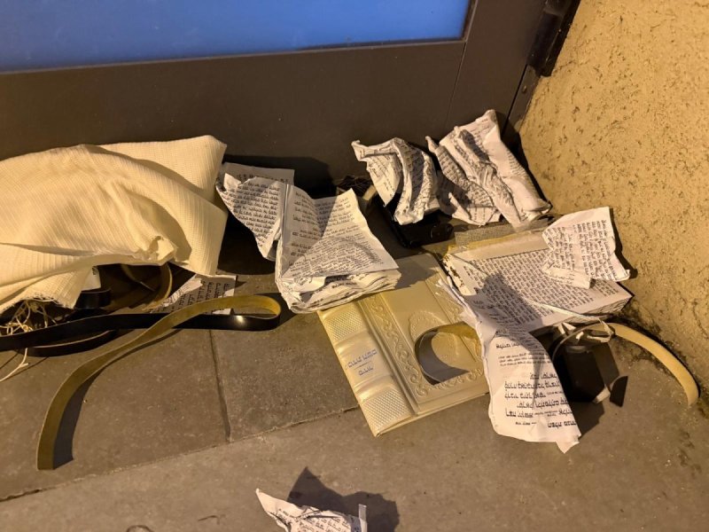 באדיבות המצלם