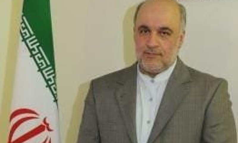 השגריר האיראני בלבנון מסרב לעזוב &ndash; והמשבר מחמיר