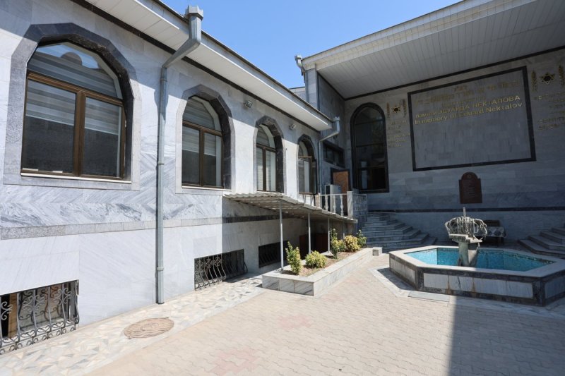 מרדכי לובעצקי