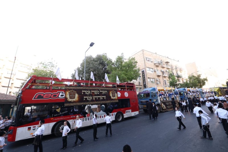 משה גולדשטיין, דוד ארזני ומאיר לביא