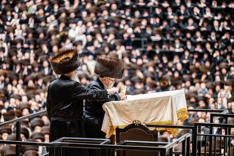 אלי וואהל, איצי מ.