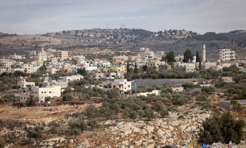 אחרי המצור: צה"ל מפנה את תושבי הכפר לצורך פעילות מבצעית