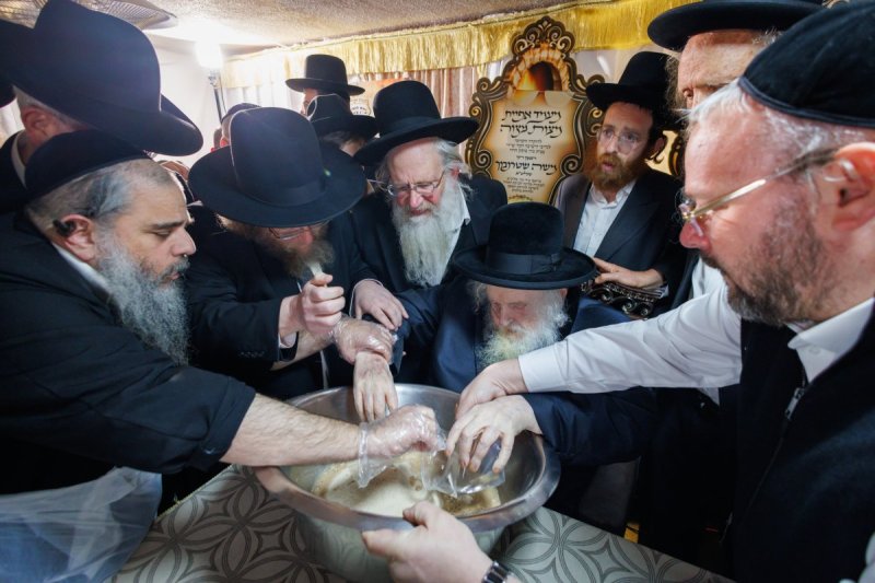 דניאל נפוסי