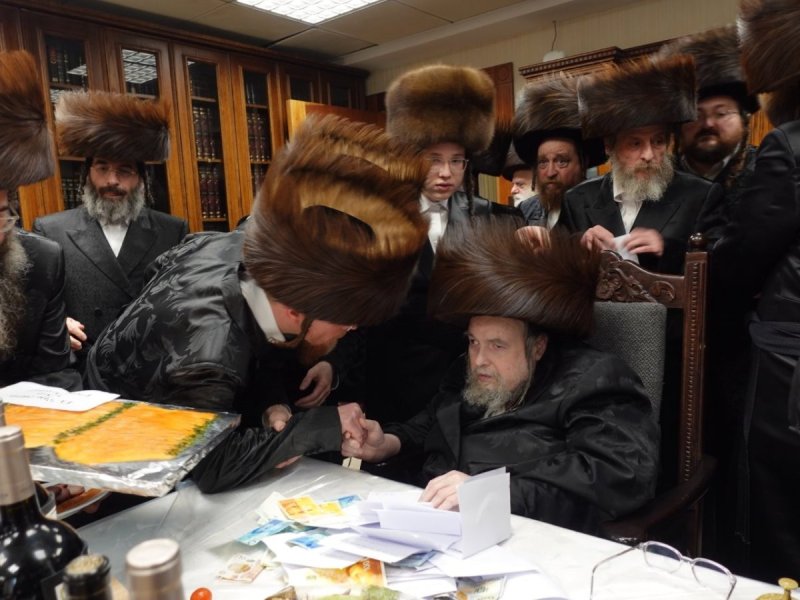 אנשיל בעק וא.מ.ש