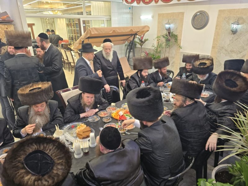 באדיבות המצלם