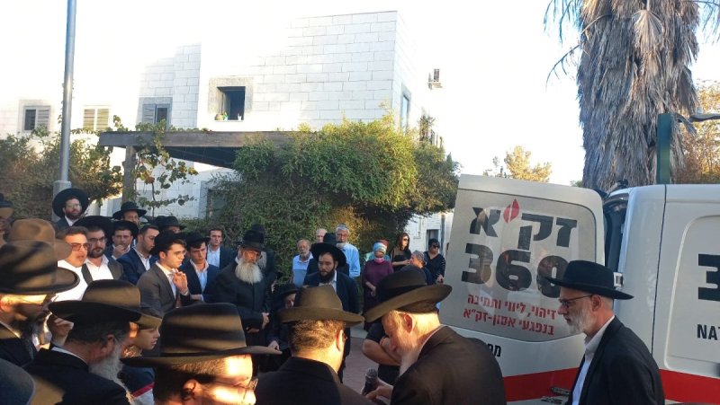 באדיבות המצלם