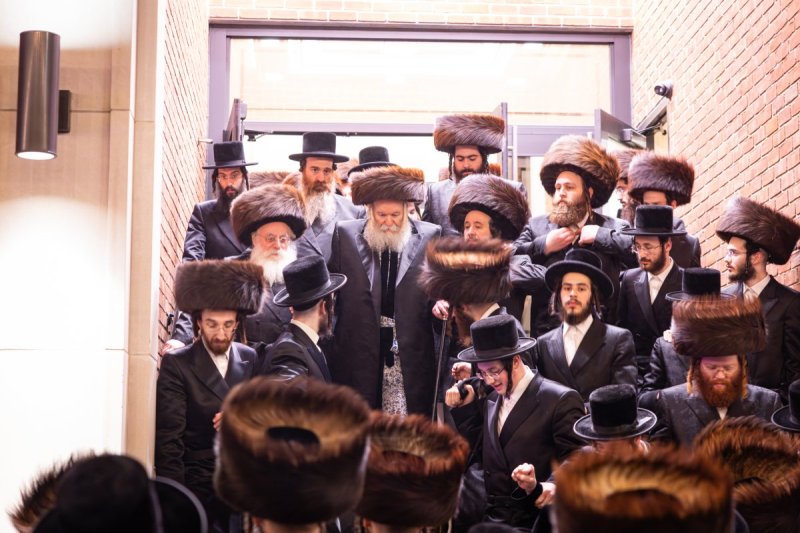באדיבות המצלם