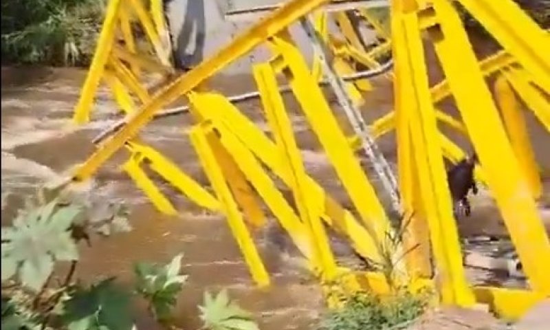 קולומביה: גשר בבנייה קרס &ndash; מספר עובדים נפצעו