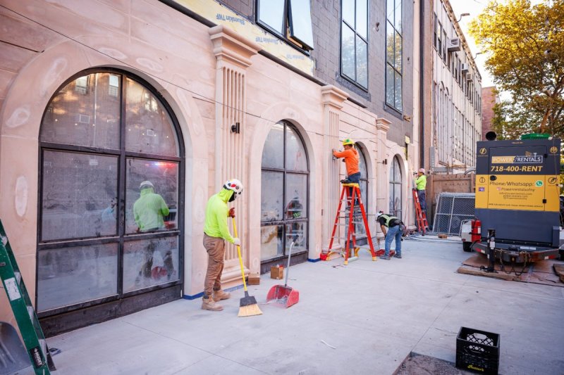 האחים לאנטשעווסקי ואושי וויינגארטן