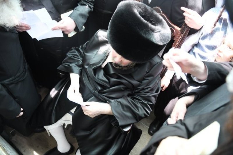 אנשיל בעק וא.מ.ש