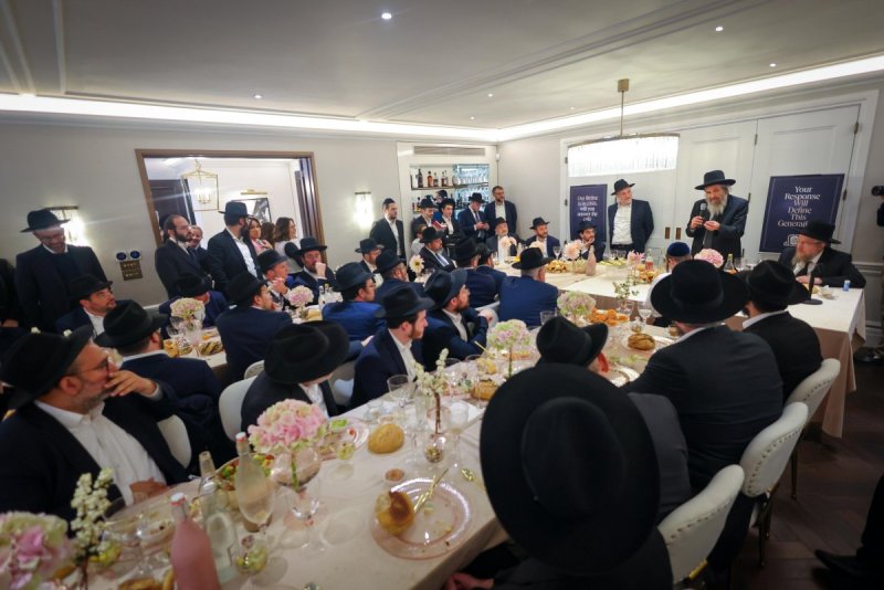 דניאל נפוסי ומאיר זלזניק