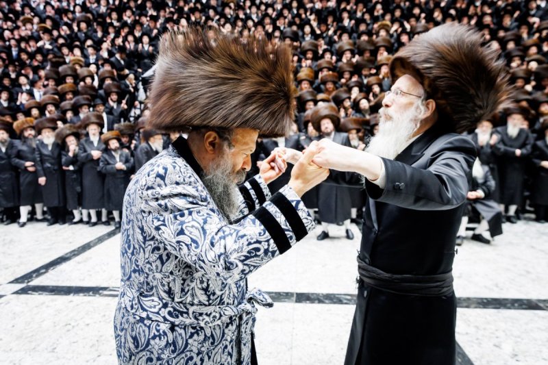 אברומי בלום והלל ל"ש