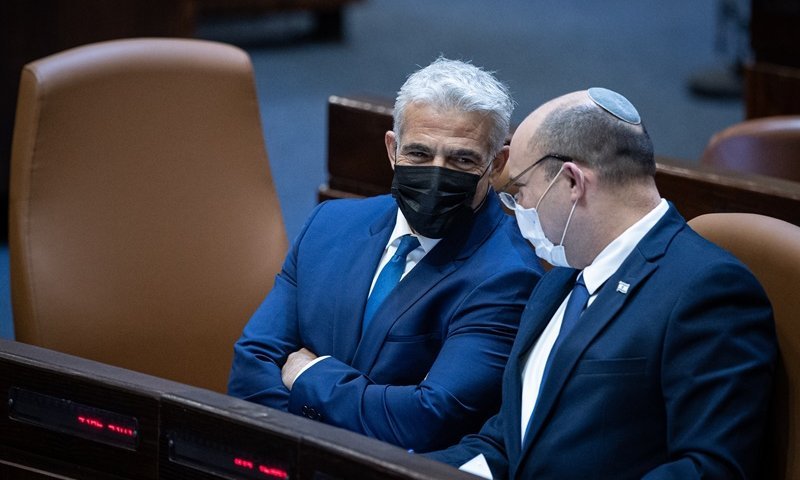 המהלך הענק באופוזיציה: בקרוב - גוש בנט, לפיד ואייזנקוט?