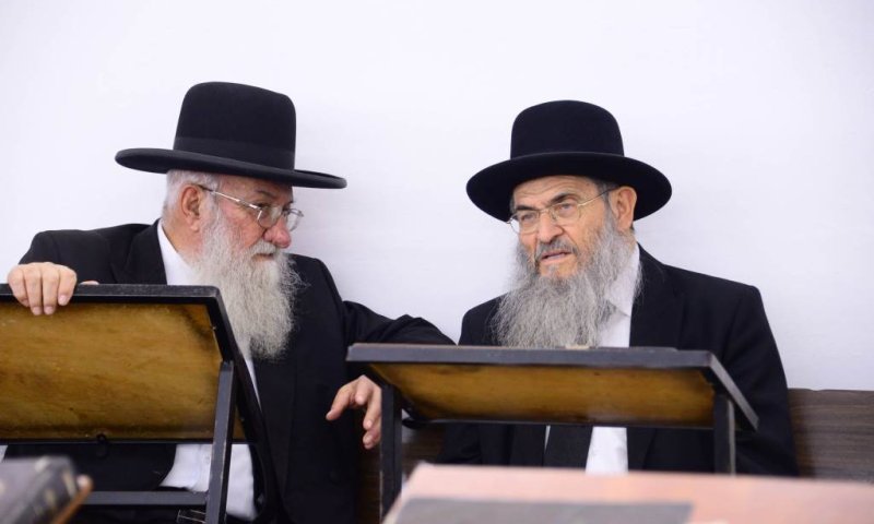 ספר תורה שרוי בצער: גדולי ישראל מבקשים להתפלל על ראש הישיבה