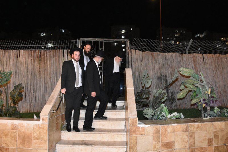 באדיבות המצלם