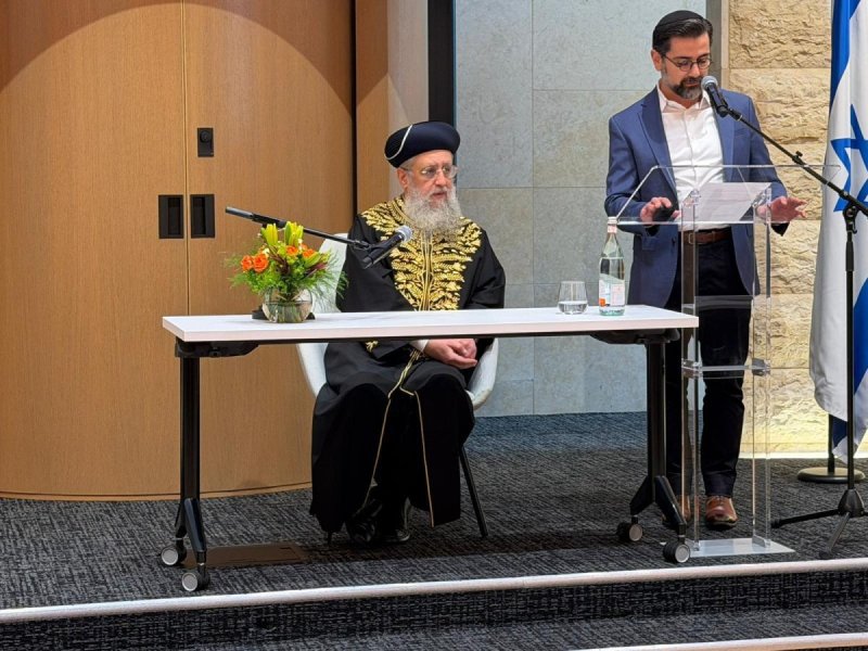 באדיבות המצלם