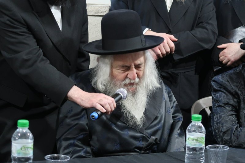 שמואל דריי ומ.א נוימן