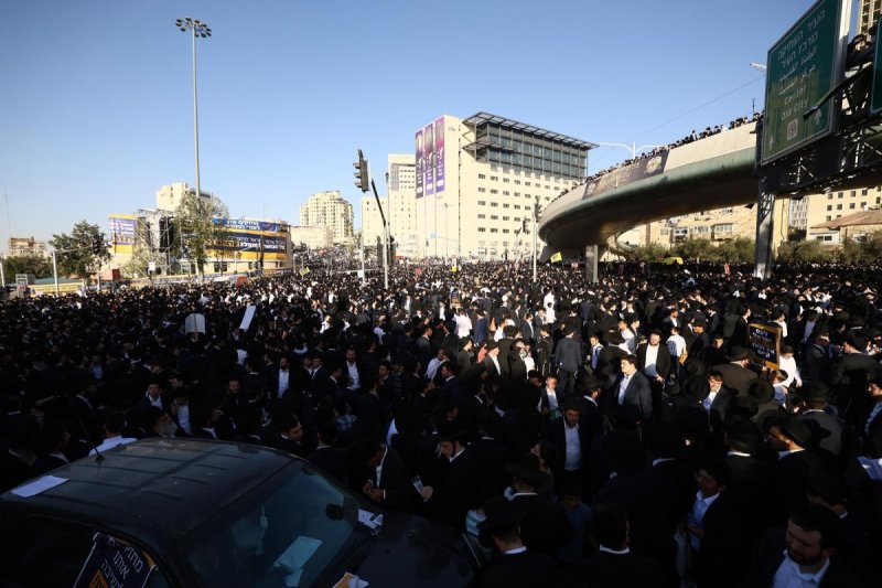 דניאל נפוסי ודוד מנדלסון